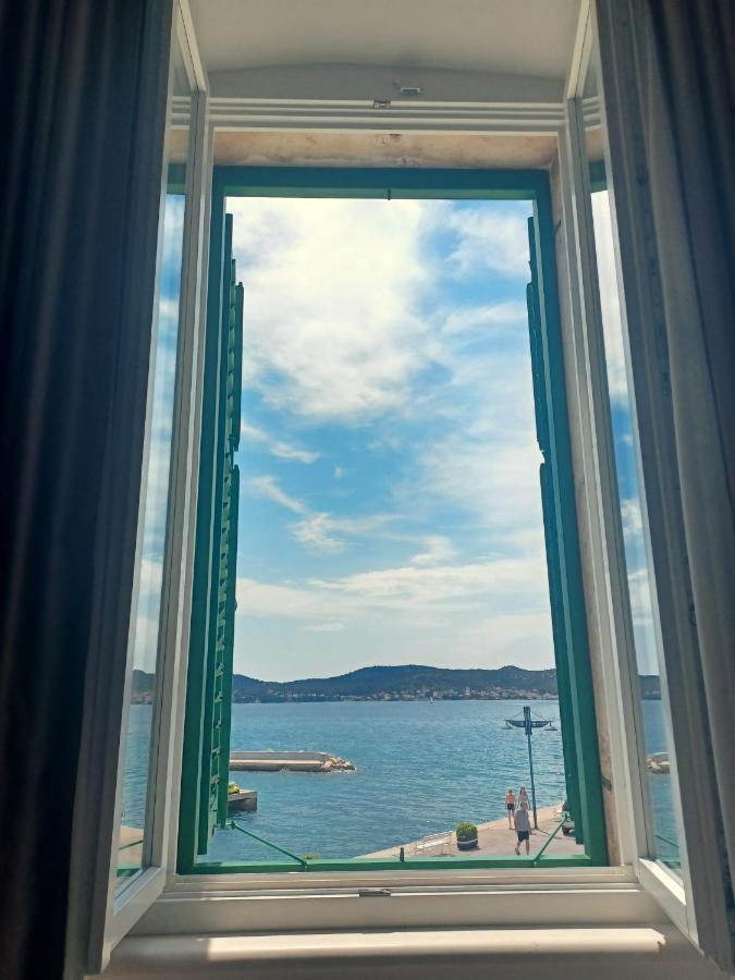 Sangulin Palace M ビオグラード・ナ・モル エクステリア 写真